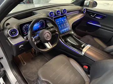 MERCEDES-BENZ GLC 200 4Matic AMG Pano Headup Memory Garantie