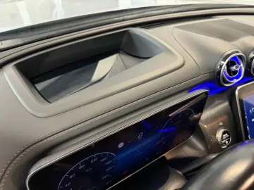 MERCEDES-BENZ GLC 200 4Matic AMG Pano Headup Memory Garantie