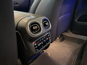 MERCEDES-BENZ GLC 200 4Matic AMG Pano Headup Memory Garantie