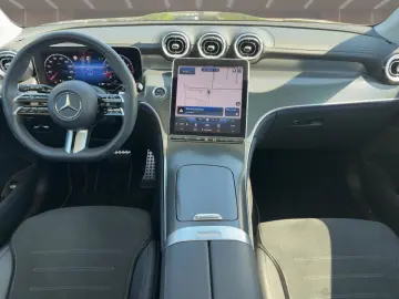 MERCEDES-BENZ GLC 200 AMG Premium PanoD KeyG 360 Dig…