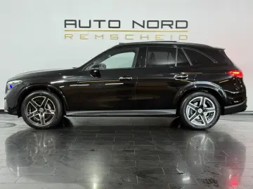 MERCEDES-BENZ GLC 200 AMG 4M Pano HeadUP Night 360  Memory