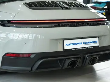 PORSCHE 911 Targa 4 GTS SPORT-CHRONO MATRIX LIFT BOSE 21