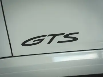 PORSCHE 911 Targa 4 GTS SPORT-CHRONO MATRIX LIFT BOSE 21