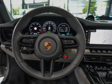 PORSCHE 911 Targa 4 GTS SPORT-CHRONO MATRIX LIFT BOSE 21