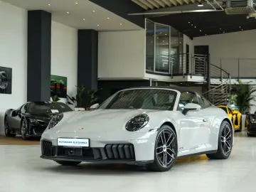 PORSCHE 911 Targa 4 GTS SPORT-CHRONO MATRIX LIFT BOSE 21