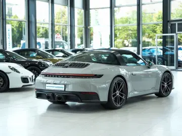 PORSCHE 911 Targa 4 GTS SPORT-CHRONO MATRIX LIFT BOSE 21