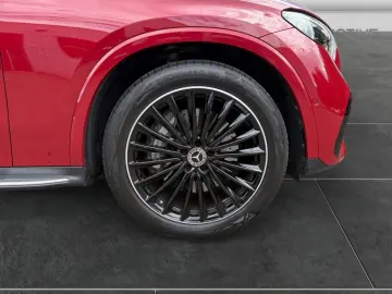 MERCEDES-BENZ GLC 300 4M Coupe AMG DIGLI DISTR AHK PANO 360