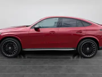 MERCEDES-BENZ GLC 300 4M Coupe AMG DIGLI DISTR AHK PANO 360
