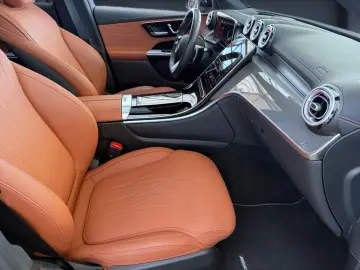 MERCEDES-BENZ GLC 300e 4M Coupe AMG Plus Brown Leather
