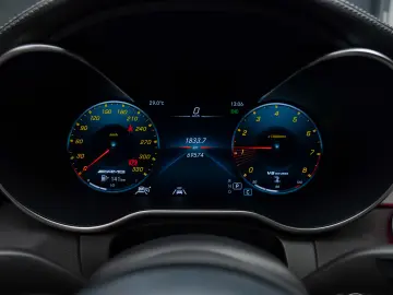Mercedes-Benz C 63 AMG V8