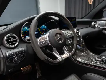 Mercedes-Benz C 63 AMG V8
