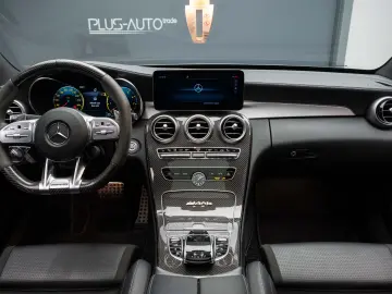 Mercedes-Benz C 63 AMG V8