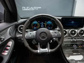 Mercedes-Benz C 63 AMG V8
