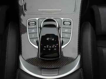 Mercedes-Benz C 63 AMG V8