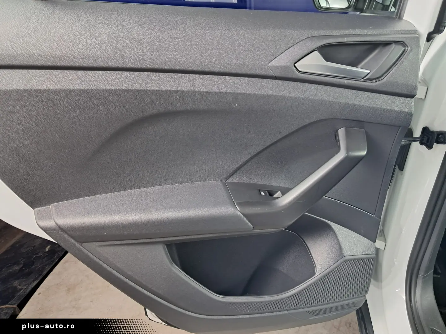 VOLKSWAGEN T-CROSS LIFE 1.0i 110CP 2022
