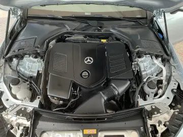 MERCEDES-BENZ CLE 300 4M AMG Line Navi Distronic Kam…