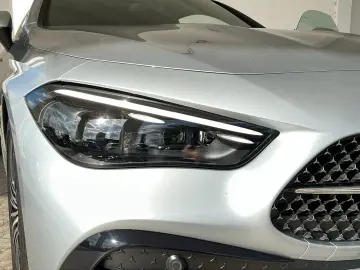 MERCEDES-BENZ CLE 300 4M AMG Line Navi Distronic Kam…