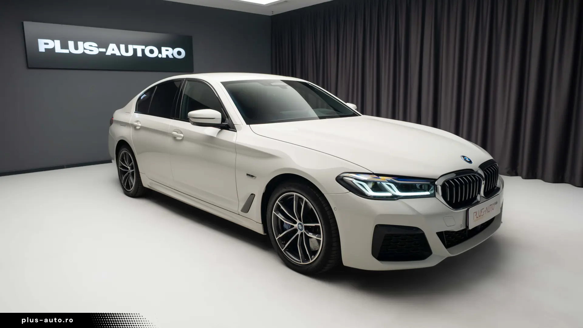BMW 545 e xDrive   M pachet   H&K   360   Laser
