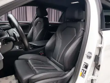 BMW 545 e xDrive   M pachet   H&K   360   Laser