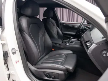 BMW 545 e xDrive   M pachet   H&K   360   Laser
