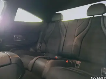 MERCEDES-BENZ CLE 300 AMG Coupé Burmester Digital-Light Pano
