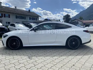 MERCEDES-BENZ CLE 300 4M Coupé AMG PANO STDHZG DISTR…