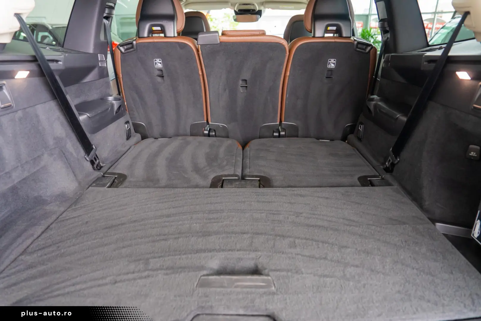 Volvo XC 90 2.0 Diesel Mild-Hybrid 4x4 Momentum Pro 7 L