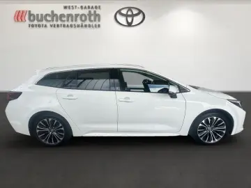 TOYOTA Corolla Touring Sports 2.0   Tech. Pak. AHK