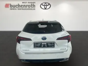TOYOTA Corolla Touring Sports 2.0   Tech. Pak. AHK