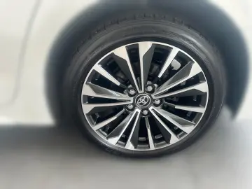 TOYOTA Corolla Touring Sports 2.0   Tech. Pak. AHK