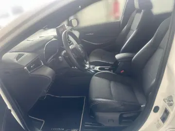 TOYOTA Corolla Touring Sports 2.0   Tech. Pak. AHK