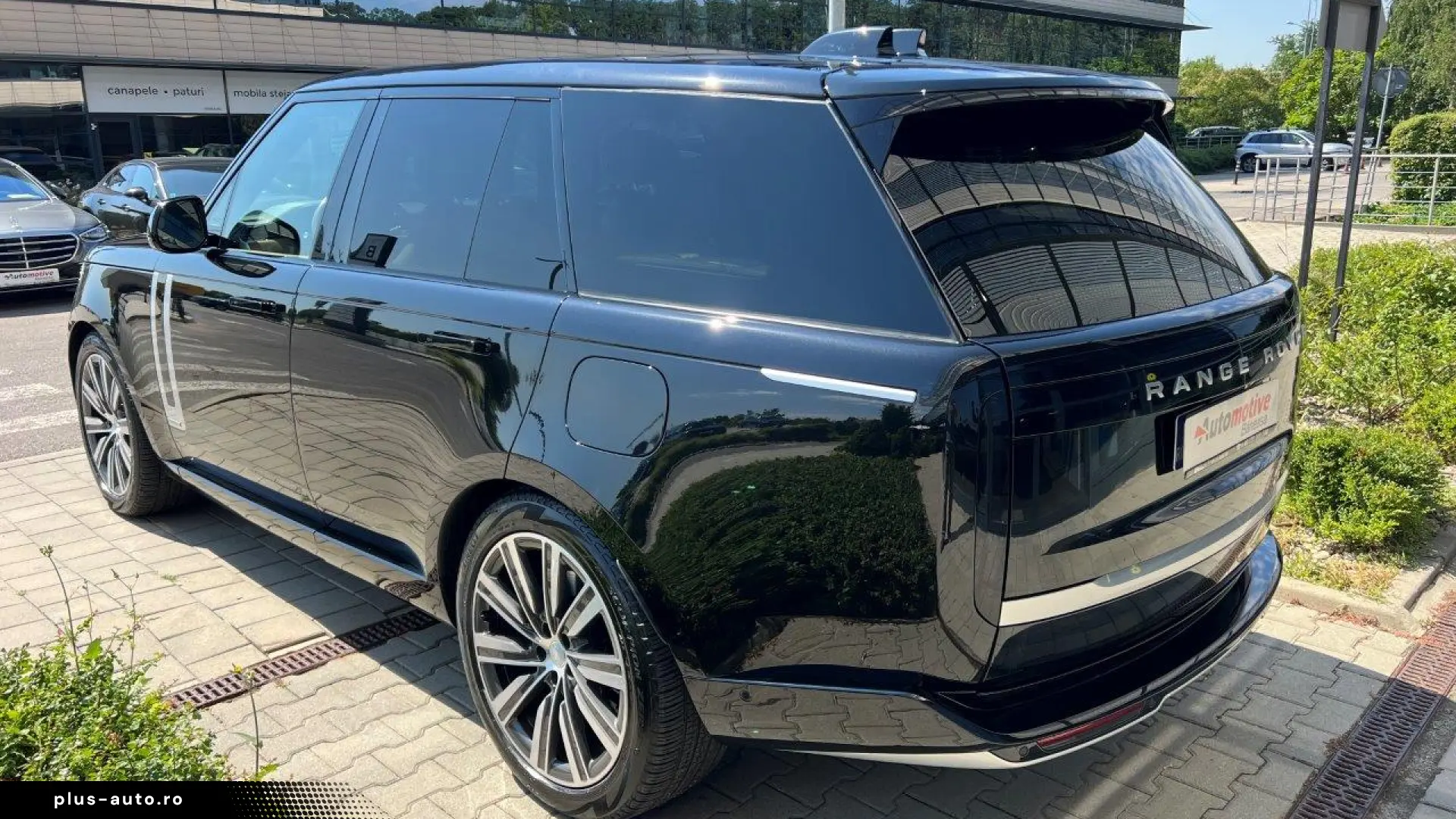 LAND ROVER RANGE ROVER AUTOBIOGRAPHY