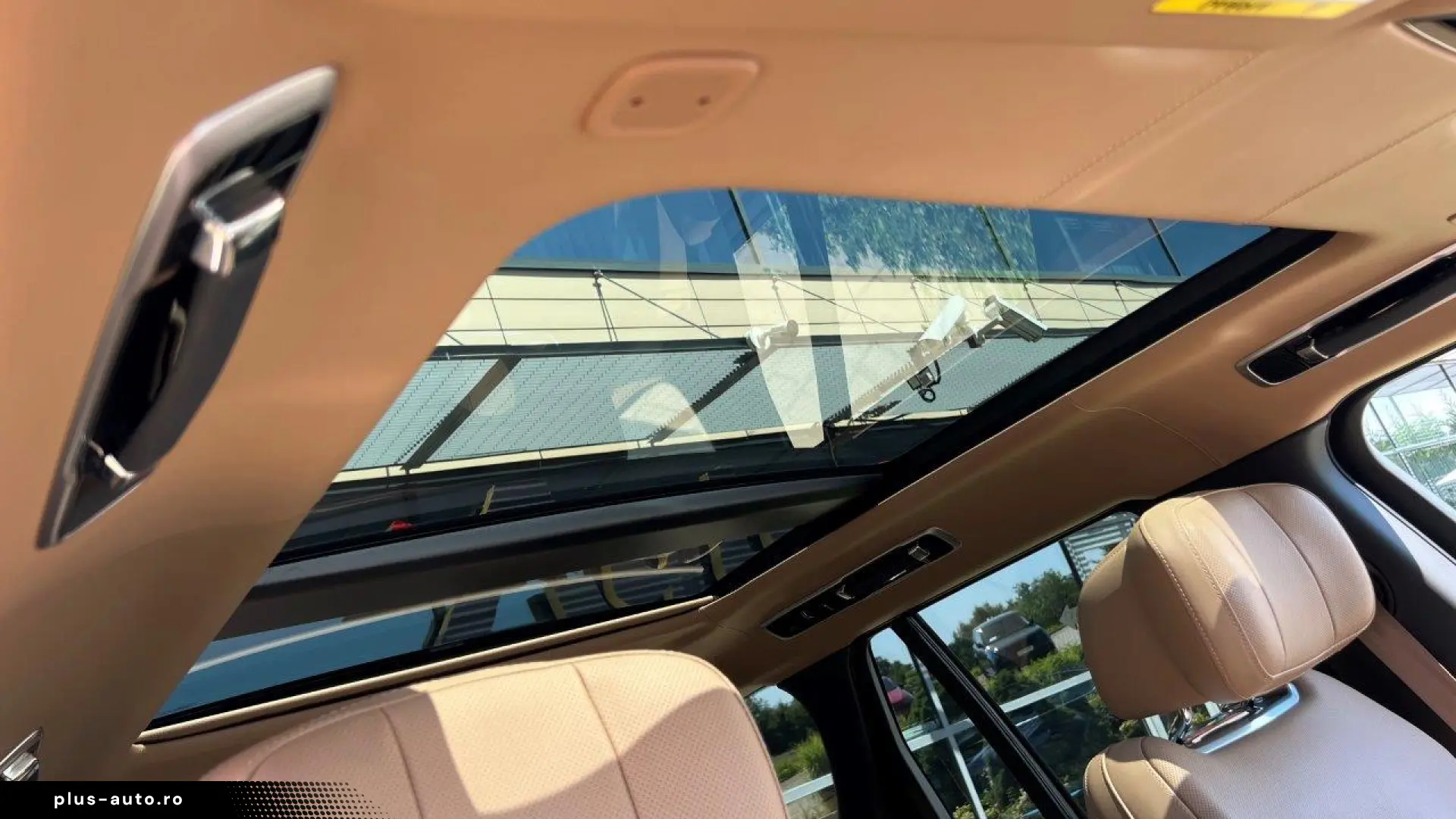 LAND ROVER RANGE ROVER AUTOBIOGRAPHY