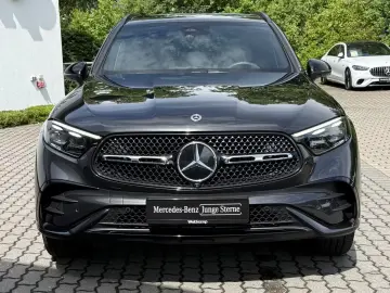 MERCEDES-BENZ GLC 200 4MATIC AMG PANO BURM 360