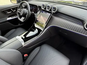 MERCEDES-BENZ GLC 200 4MATIC AMG PANO BURM 360