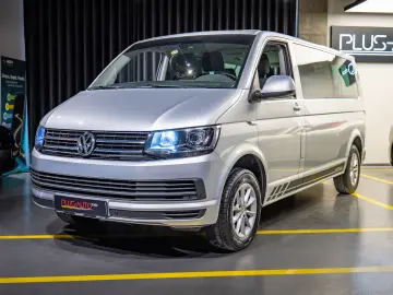 Volkswagen Caravelle Comfortline 2.0TDI DSG 8 1