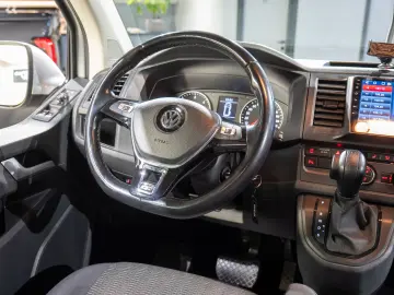Volkswagen Caravelle Comfortline 2.0TDI DSG 8 1