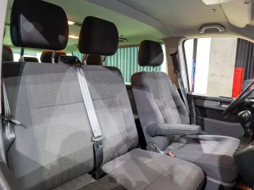 Volkswagen Caravelle Comfortline 2.0TDI DSG 8 1