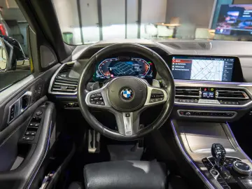 BMW X5 40d xDrive M-Sport Skylounge H&K Ventilatie