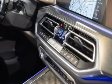 BMW X5 40d xDrive M-Sport Skylounge H&K Ventilatie
