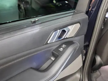 BMW X5 40d xDrive M-Sport Skylounge H&K Ventilatie