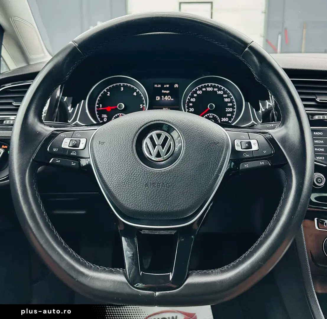 VOLKSWAGEN GOLF 2015 1.6D E6 Garantie 12 Luni Rate Avans 0 D