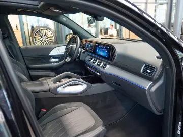 MERCEDES-BENZ GLS 63 AMG 4M