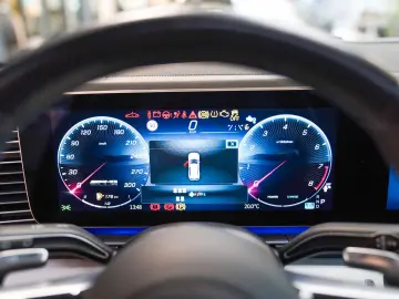 MERCEDES-BENZ GLS 63 AMG 4M