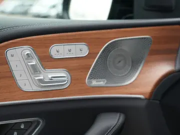 MERCEDES-BENZ GLS 450 4MATIC AMG AHK PANO