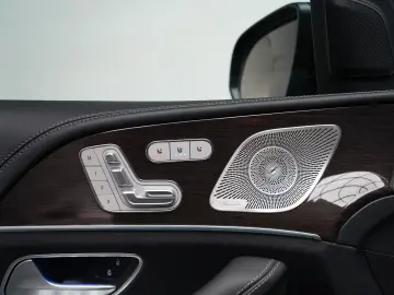 MERCEDES-BENZ GLS 450d 4M AMG PREMIUM PLUS PANO 360 AHK