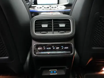 MERCEDES-BENZ GLS 450d 4M AMG PREMIUM PLUS PANO 360 AHK