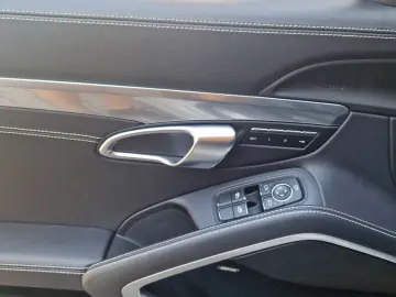 PORSCHE Boxster 718 Style Sportdesign BOSE 14W Sitzlüft