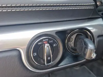 PORSCHE Boxster 718 Style Sportdesign BOSE 14W Sitzlüft