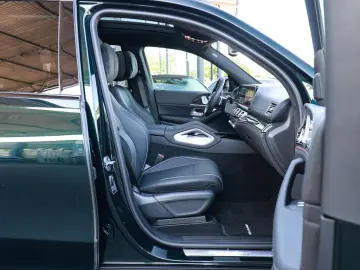 MERCEDES-BENZ GLS 450d 4M AMG Sport Premium  NIGHT AHK PANO